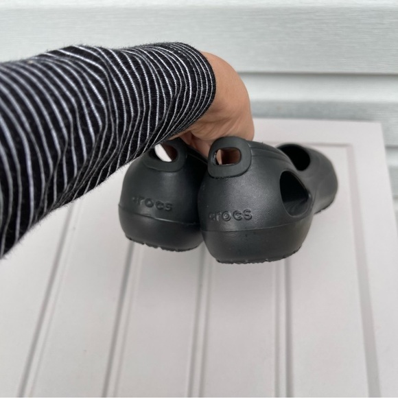 CROCS Kadee Ballet Flats Black Slip On Shoes Cutout Detaild Size 7 Women’s - Picture 7 of 9